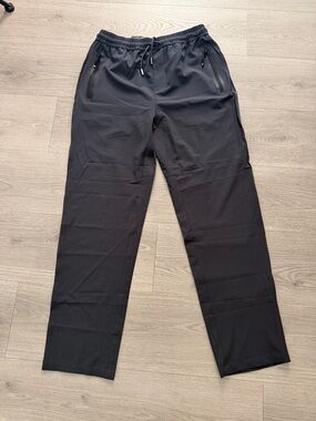 Men's Dark Gray Performance Joggers with Zipper Pockets